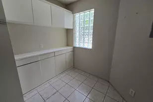 5475 Verona Dr, Boynton Beach, FL 33437 - Photo 4