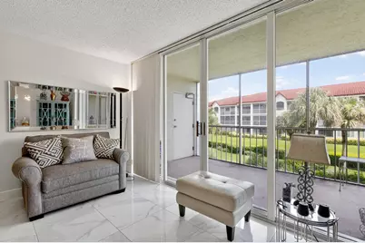 110 Half Moon Circle, Unit #D2, Hypoluxo, FL 33462 - Photo 20