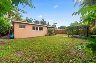 906 NE 5th St, Hallandale Beach, FL 33009 - Photo 28