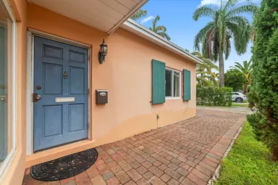 906 NE 5th Street, Hallandale Beach, FL 33009 - Photo 4