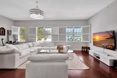 200 NE 2nd Avenue, Unit #215, Delray Beach, FL 33444 - Photo 4