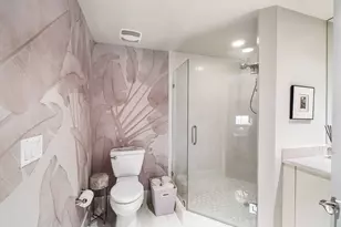 2640 Lake Shore Dr, Riviera Beach, FL 33404 - Photo 36