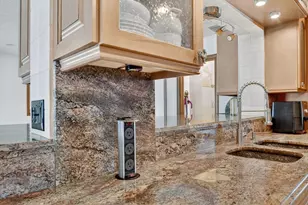 133 Greenbrier Dr, Palm Springs, FL 33461 - Photo 24