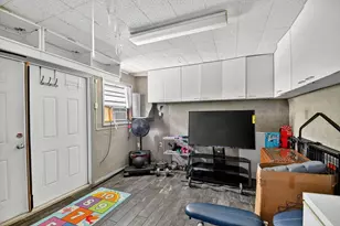 133 Greenbrier Dr, Palm Springs, FL 33461 - Photo 52