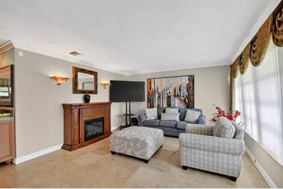 133 Greenbrier Drive, Lake Worth Beach, FL 33461 - Photo 8