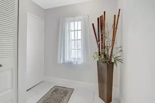 21214 Lago Cir, Boca Raton, FL 33433 - Photo 4