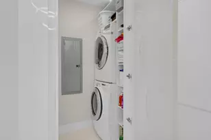 15811 Collins Ave, Sunny Isles Beach, FL 33160 - Photo 6