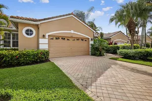 4521 Carlton Golf Dr, Lake Worth, FL 33449 - Photo 2