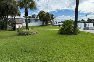 1351 Bayshore Dr, Fort Pierce, FL 34949 - Photo 24