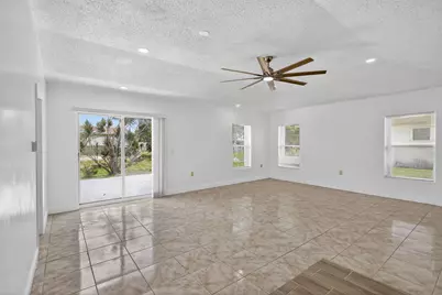 600 S Mangonia Circle, West Palm Beach, FL 33401 - Photo 32