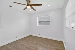 600 S Mangonia Cir, West Palm Beach, FL 33401 - Photo 40