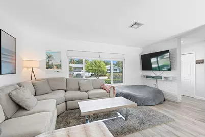 226 SW 13th Avenue, Boynton Beach, FL 33435 - Photo 6