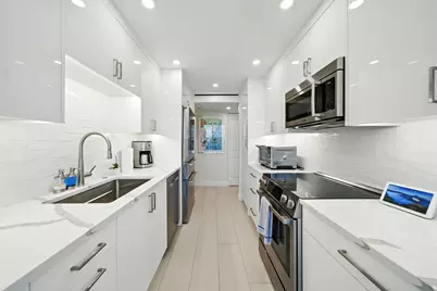 1801 S Flagler Drive, Unit #709, West Palm Beach, FL 33401 - Photo 8