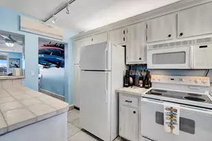 100 Paradise Harbour Blvd, North Palm Beach, FL 33408 - Photo 14
