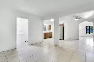 110 NW 5th Ct, Boynton Beach, FL 33435 - Photo 16