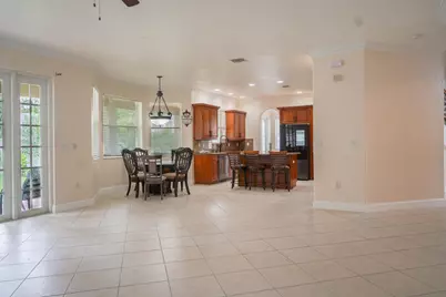 2261 Ridgewood Circle, Royal Palm Beach, FL 33411 - Photo 4