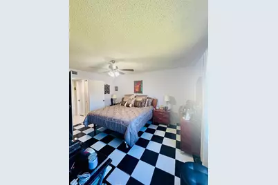 3560 Pine Tree Court, Unit #D-2, Greenacres, FL 33463 - Photo 10