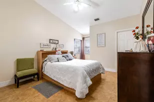 1035 Island Manor Dr, Greenacres, FL 33413 - Photo 6