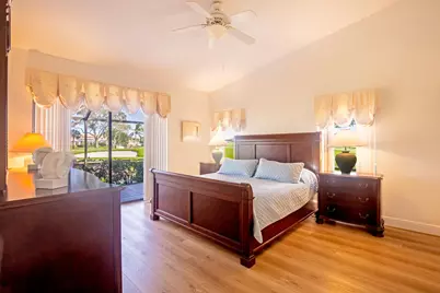 533 Prestwick Circle, Palm Beach Gardens, FL 33418 - Photo 20