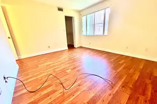 11201 SW 13th St, Pembroke Pines, FL 33025 - Photo 20