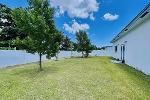 115 SW Oakridge Dr, Port Saint Lucie, FL 34984 - Photo 28