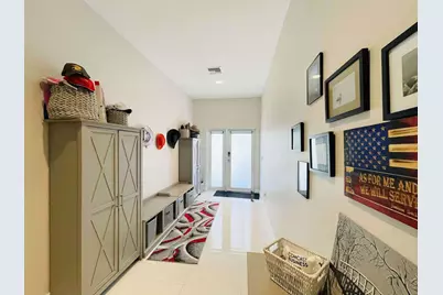 115 SW Oakridge Drive, Port Saint Lucie, FL 34984 - Photo 4
