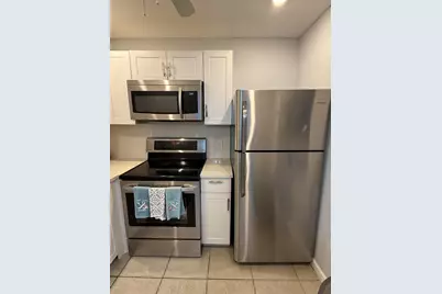 200 Village Green Circle E, Unit #K218, Palm Springs, FL 33461 - Photo 4