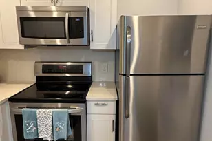 200 Village Green Cir E, Palm Springs, FL 33461 - Photo 4