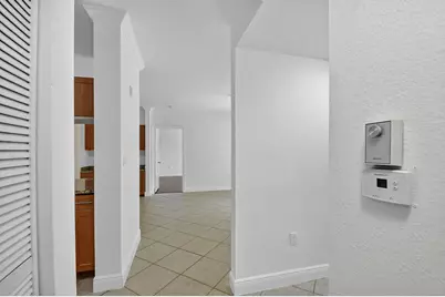 6511 Emerald Dunes Drive, Unit #304, West Palm Beach, FL 33411 - Photo 8