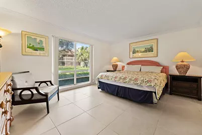 527 Brackenwood Place, Palm Beach Gardens, FL 33418 - Photo 14