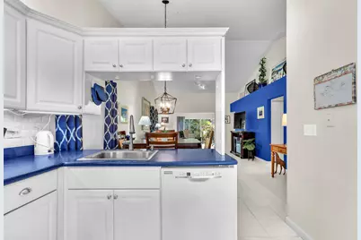 11006 SE Sea Pines Circle, Hobe Sound, FL 33455 - Photo 8