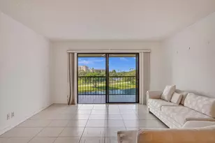 7320 Amberly Ln, Delray Beach, FL 33446 - Photo 10
