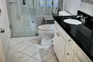 10915 Palm Lake Ave, Boynton Beach, FL 33437 - Photo 14