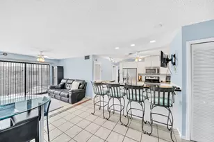 130 Cypress Club Dr, Pompano Beach, FL 33060 - Photo 2