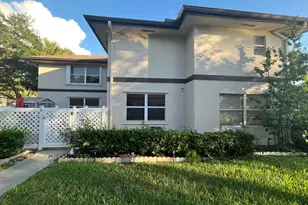 7 Amherst Ct #A, Royal Palm Beach, FL 33411 - Photo 6