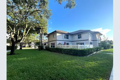 7 Amherst Court, Unit #A, Royal Palm Beach, FL 33411 - Photo 2