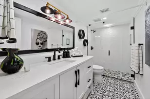 5440 N Ocean Dr, Singer Island, FL 33404 - Photo 18
