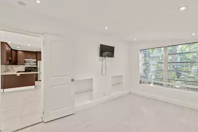 1637 N Victoria Park Road, Fort Lauderdale, FL 33305 - Photo 10
