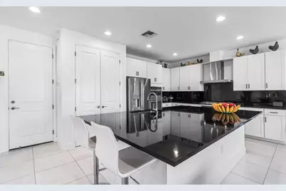 19552 Broad Shore Walk, Loxahatchee, FL 33470 - Photo 6