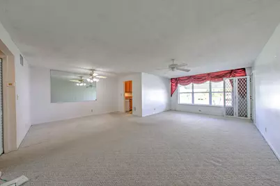 112 Lakes End Drive, Unit #B, Fort Pierce, FL 34982 - Photo 6