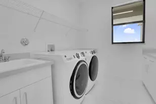 8115 Laurel Falls Dr, Boca Raton, FL 33496 - Photo 44