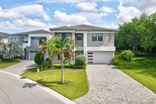 8115 Laurel Falls Dr, Boca Raton, FL 33496 - Photo 2