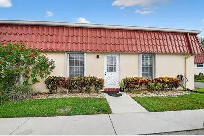 522 Franconia Circle, Unit #A, Lake Worth, FL 33467 - Photo 2