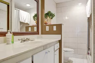 250 NE 20th St, Boca Raton, FL 33431 - Photo 22