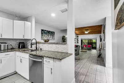 8382 NW 37th Street, Sunrise, FL 33351 - Photo 12
