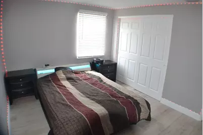 377 NW Nw 49th Street Street, Fort Lauderdale, FL 33309 - Photo 12