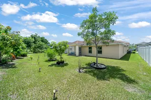 9760 Palm Breezes Dr Dr, Fort Pierce, FL 34945 - Photo 24