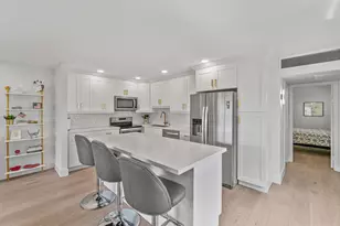 70 Valencia C, Delray Beach, FL 33446 - Photo 4