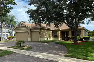 9386 Madewood Ct, West Palm Beach, FL 33411 - Photo 1