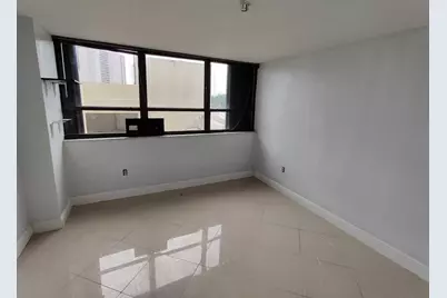 5600 N Flagler Drive, Unit #210, West Palm Beach, FL 33407 - Photo 14